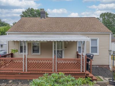 841 Caddo Ave