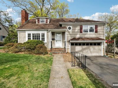 Property at 529 Ardmore Rd, Ho Ho Kus, NJ