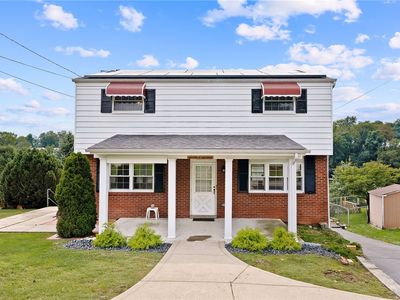 1048 Kentucky Blue Dr