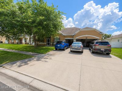 557 L M Davey Ln