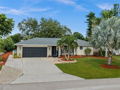 427 SW 34th St