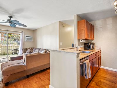 140 Uwapo Rd APT 9-104