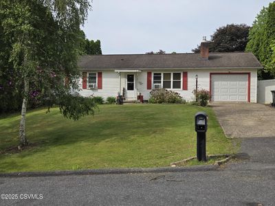 716 Rolling Green Dr