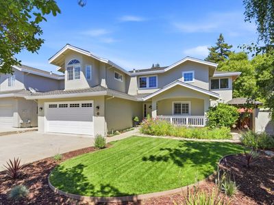 732 Paradiso Ct