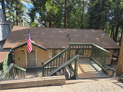 Property at 981 Lausanne Dr, Crestline, CA