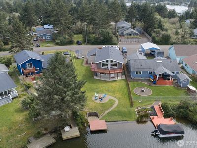 154 S Razor Clam Drive SW