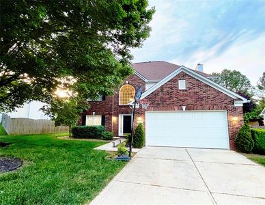 8218 Lynnewood Glen Dr