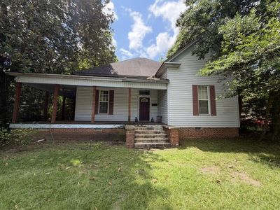 204 W Fairview St
