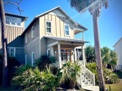 301 Gull Wing Way
