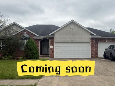 4200 Cedar Crest Ln
