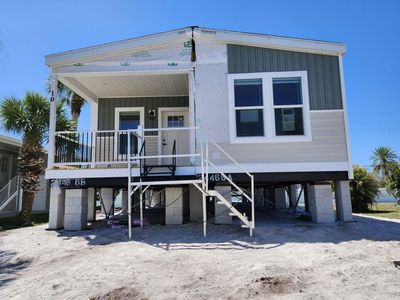 *Hampton - Limited Series Plan, Bay Lake Estates