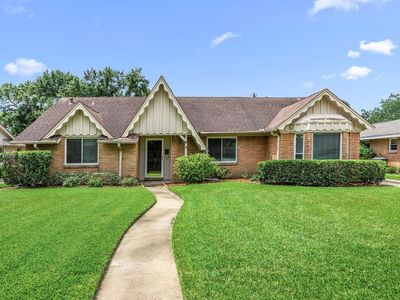 1714 Droxford Dr