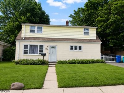 Property at 19 Lynne Ave, Hawthorne, NJ