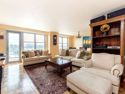 2500 Johnson Ave APT 9P