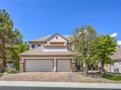 1009 Jennis Silver St