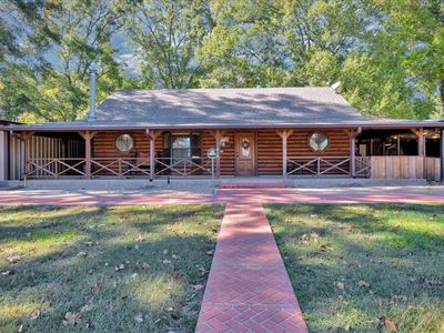 205 Susan St