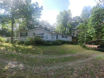 101 Mockingbird Ln