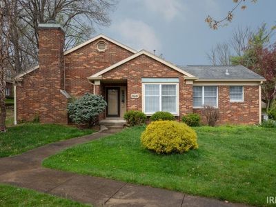 2641 E Windermere Dr