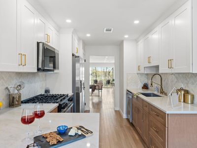 83 Cherry St