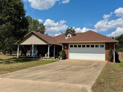 33 Arrowhead Ln