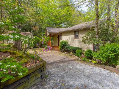 651 Chalk Hill Rd