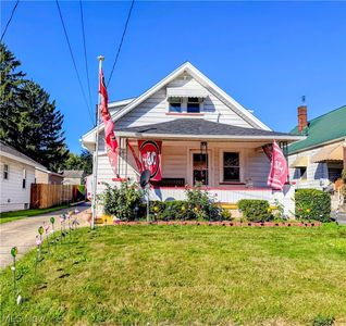 Property at 26 N Glenellen Ave, Youngstown, OH