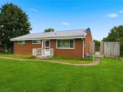 739 Winfield Rd