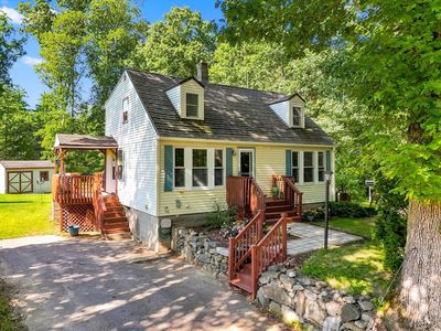 2346 Main St
