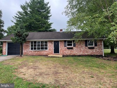 190 Mountain View Dr