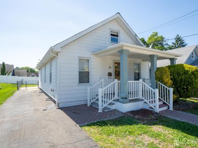 25 Reid St