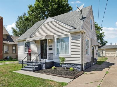 14216 Berwyn Ave