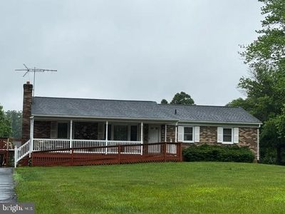 7087 Lakeview Dr