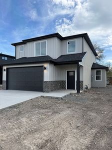 310 W 690 N