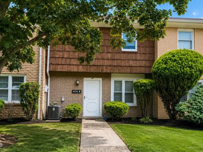 614 W 8th Street #4