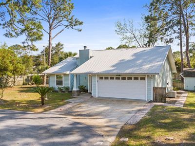 323 Prudence Ln