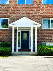 106 E Housatonic St APT 3