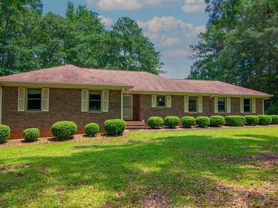 240 Plumfield Dr