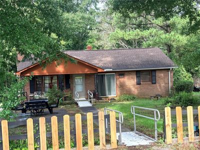 420 Hampton Rd