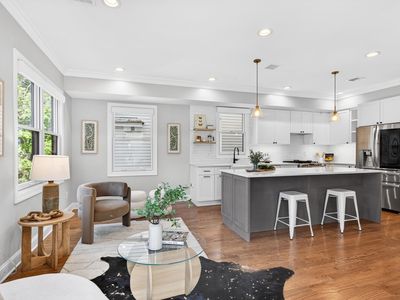 171 Jewett Ave Unit 2