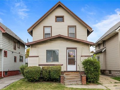 994 Kensington Ave
