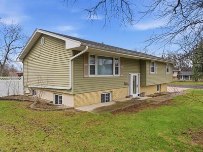 2820 W Huntington Dr