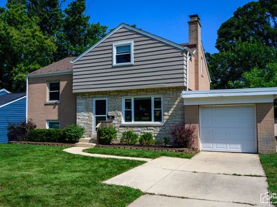 220 Green Valley Dr