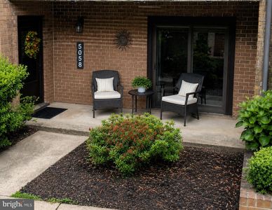 5058 W Brigantine Ct