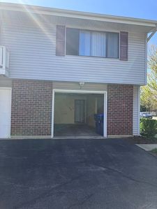 2 Dennis Ct