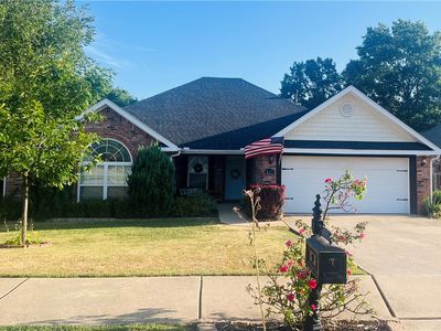 Property at 617 Highland Ct, Siloam Springs, AR