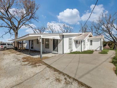 1125 E Palestine St