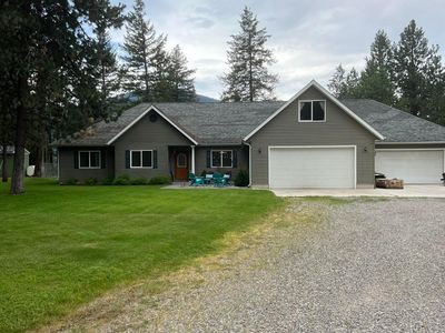 2495 Kootenai River Rd
