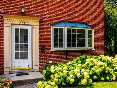 Property at 562 Green Bay Rd, Glencoe, IL