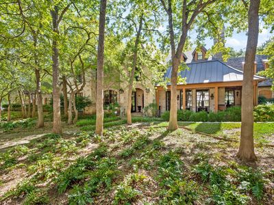 830 Simmons Ct