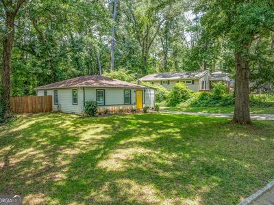 1024 Regis Rd SE